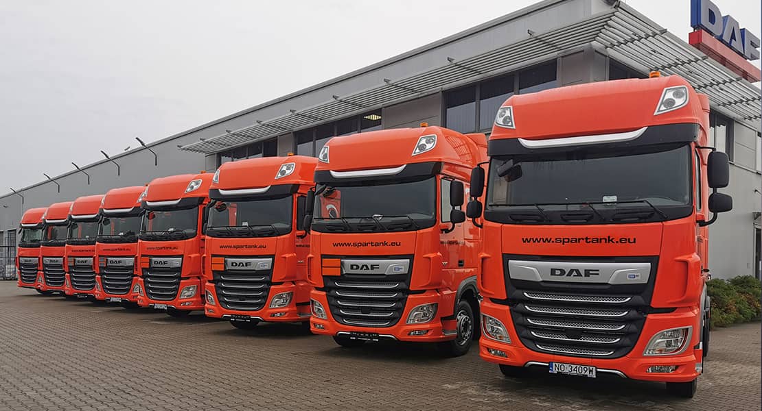 Dbk Rental Wydaje 8 Dafow Xf Z Kompresorami Do Rozladunku Dla Spartank