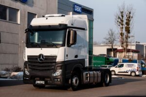 Ciągniki Siodłowe Mercedes Actros 2